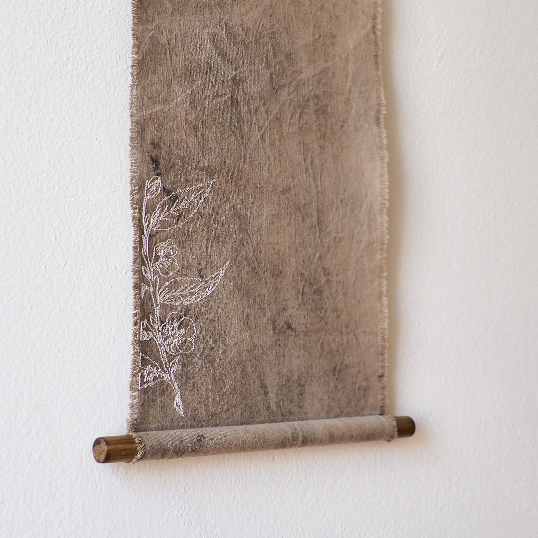 Camellia Sinensis Scroll