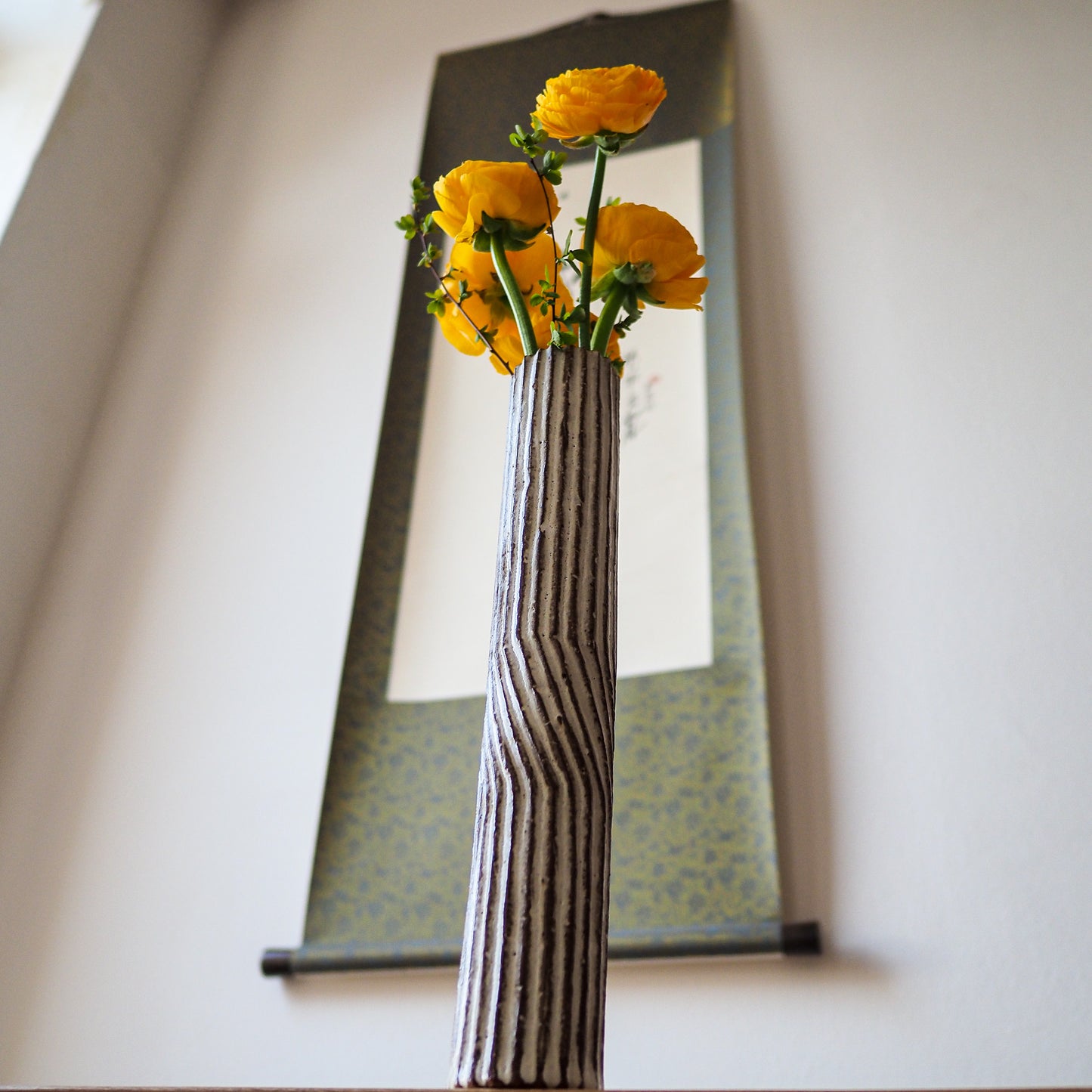 Shimu Vase