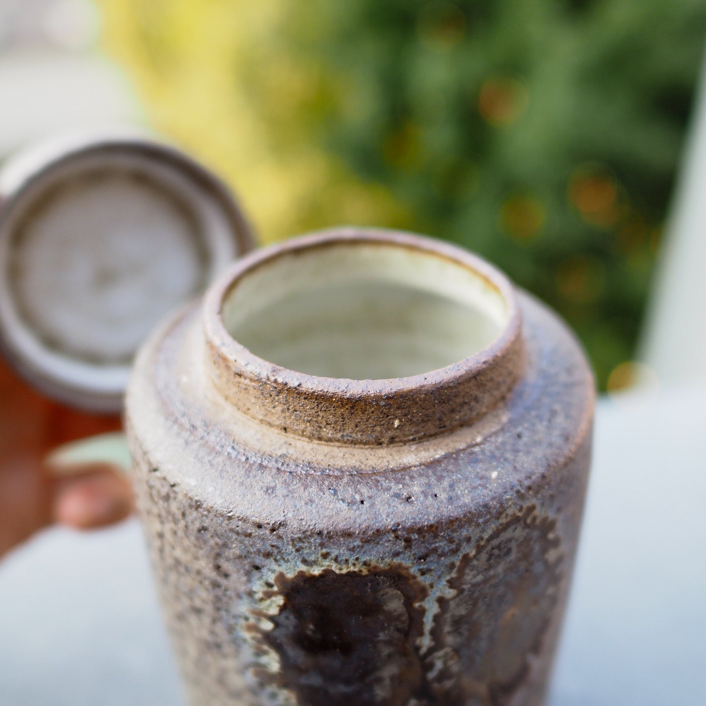 Yūgen Tea Jar
