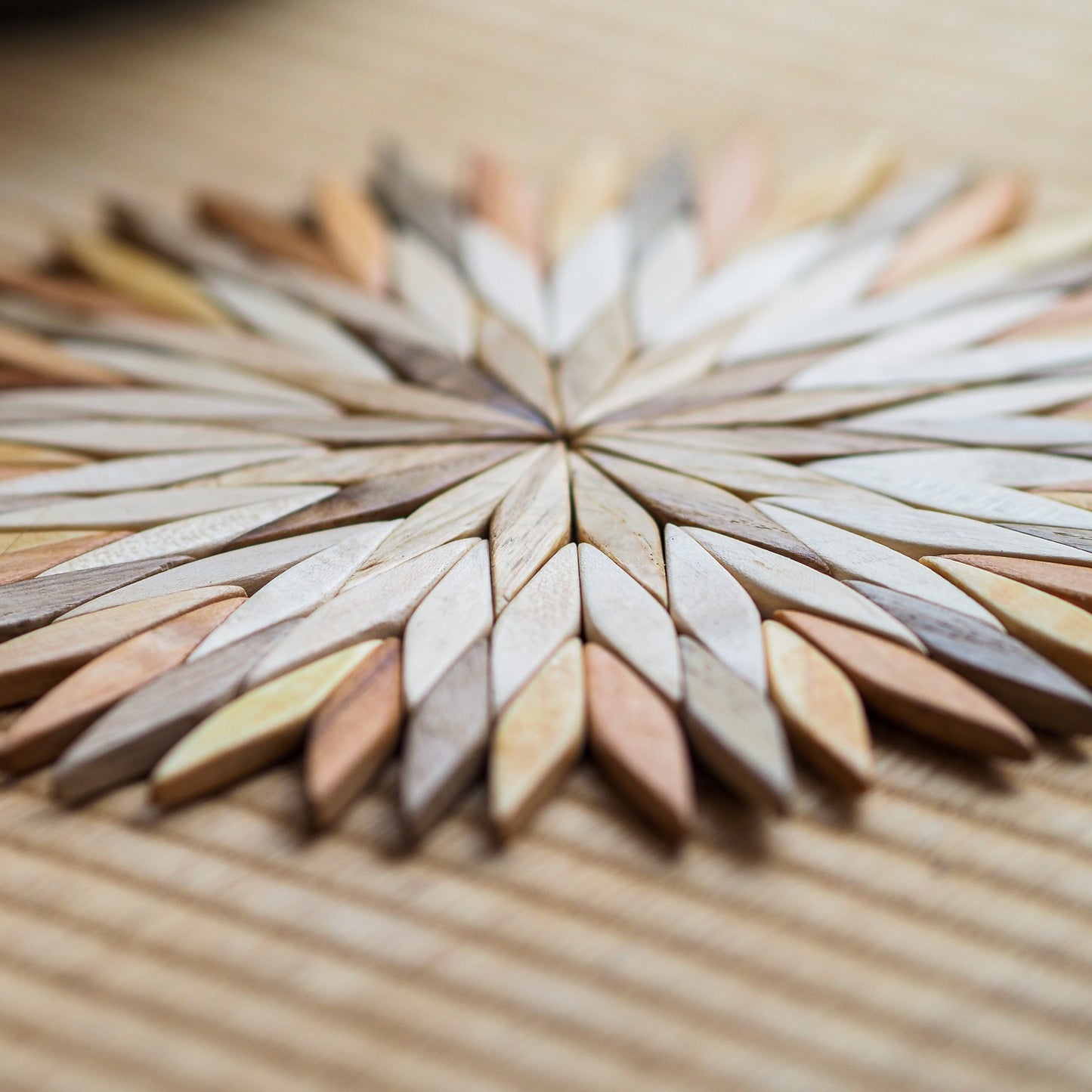 Sugi Trivet
