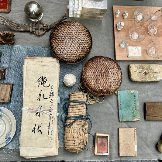 A Tea Person’s Guide to Flea Markets & Antiques in Japan