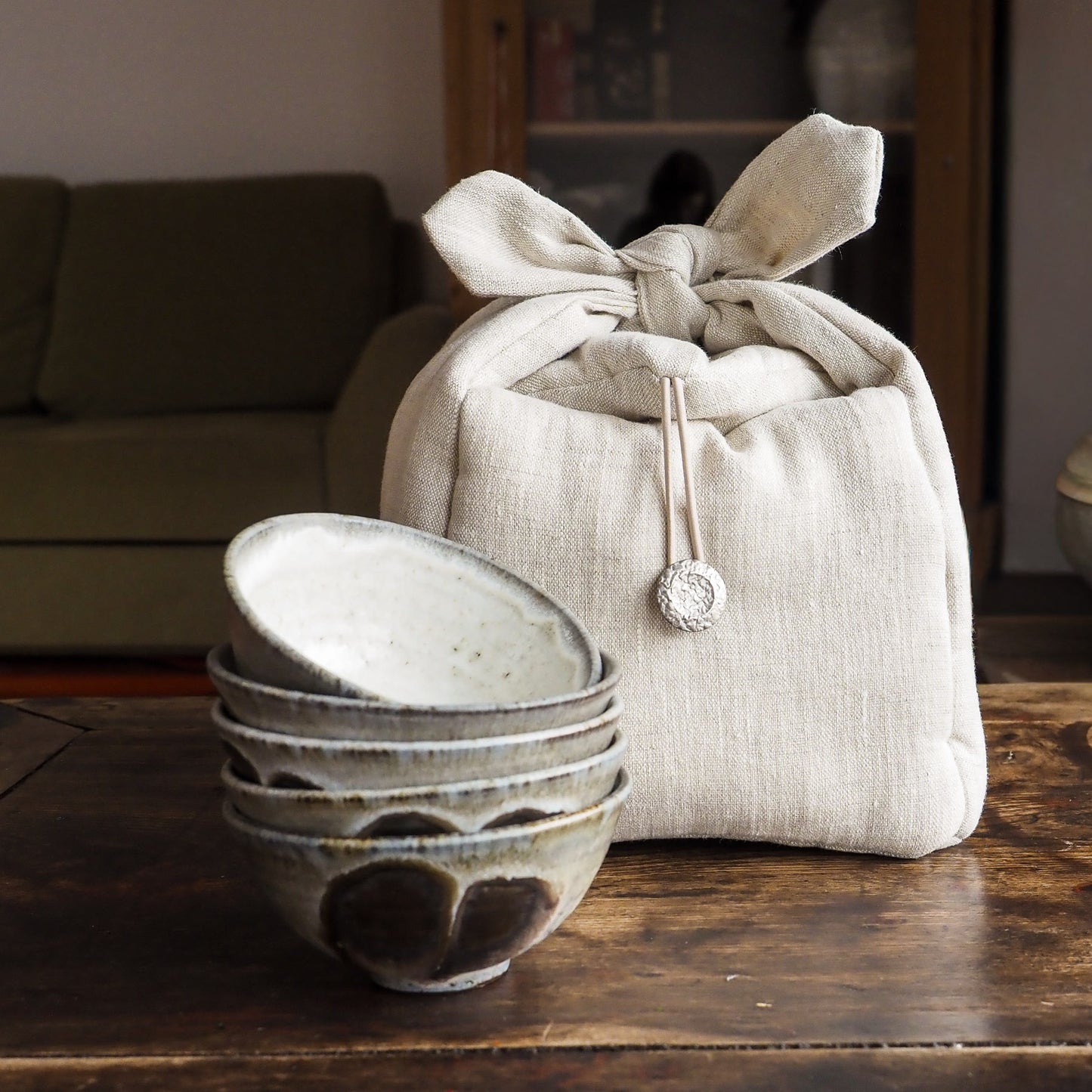 5 Yūgen Bowls In A Travel Bag