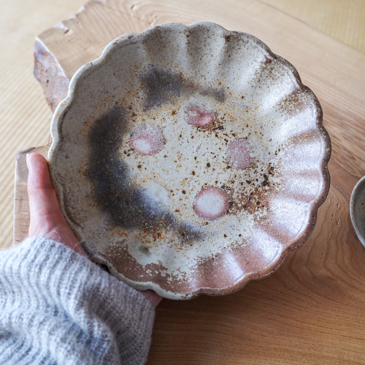 Woodfired Chrysanthemum Boat + Scoop