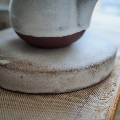 Round Teapot Holder