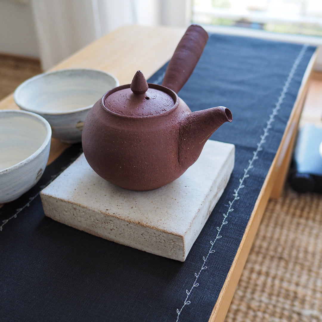 Square Teapot Holder