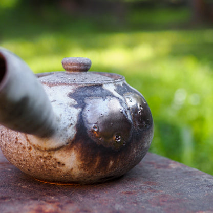 Tiny Yūgen Sidehandle