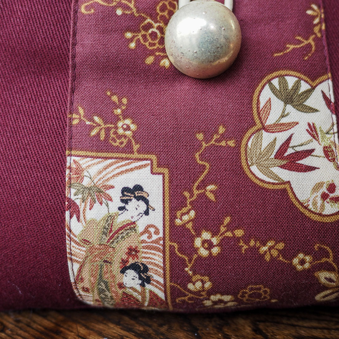 Geisha Travel Bag